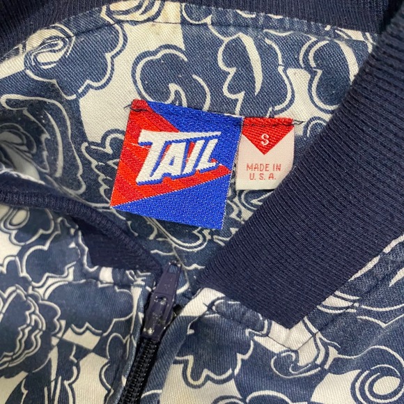 VTG TAIL Women's Lightweight Blue & White Floral Full Zip Bomber Jacket‎ Small - Picture 5 of 10